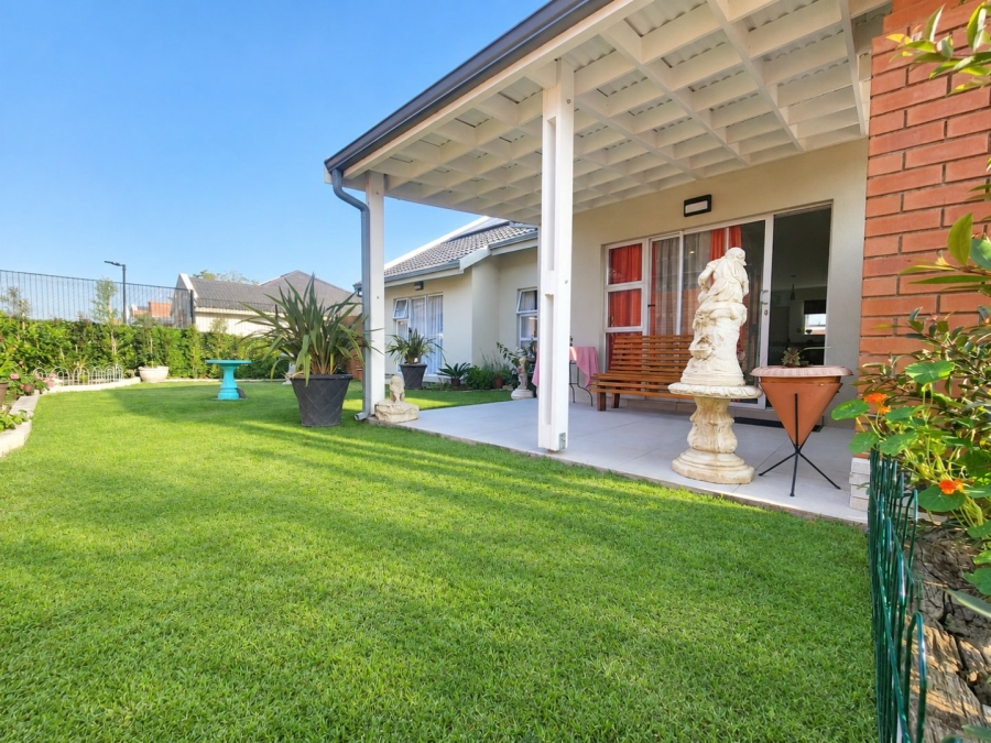 3 Bedroom Property for Sale in Dormehls Drift Western Cape